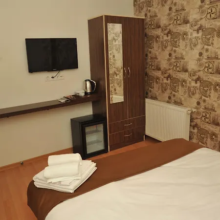 Aparthotel Pera 26 5*