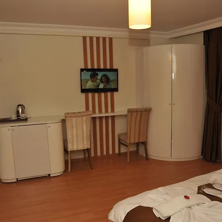 Pera 26 Aparthotel 5*